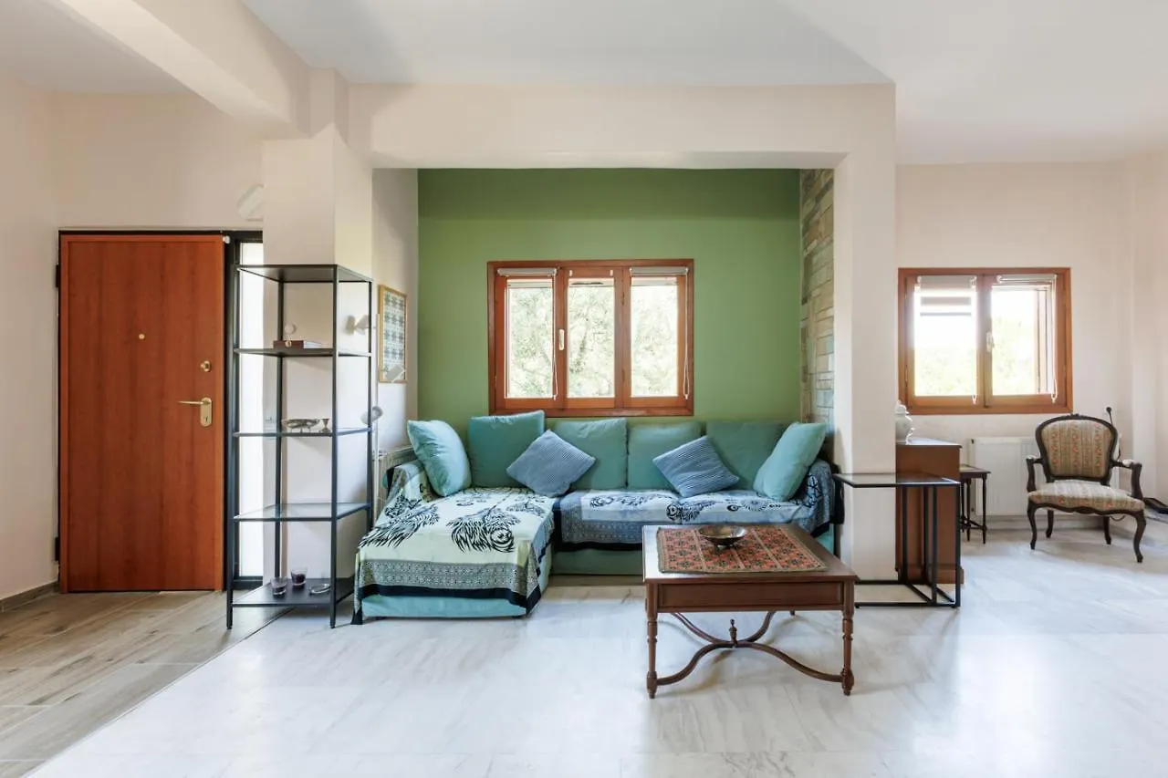 Large Home Near Potamos Beach Epanomi