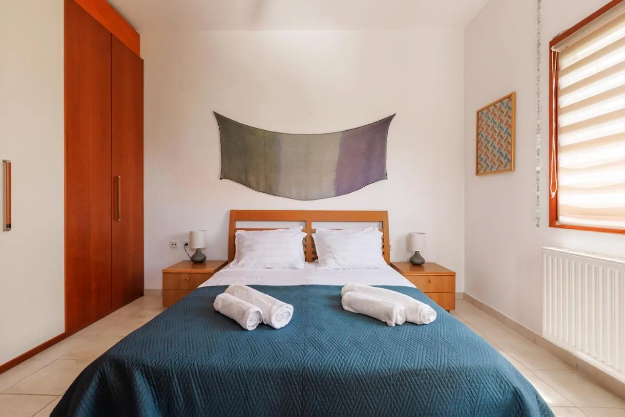 Large Home Near Potamos Beach Epanomi Apartment